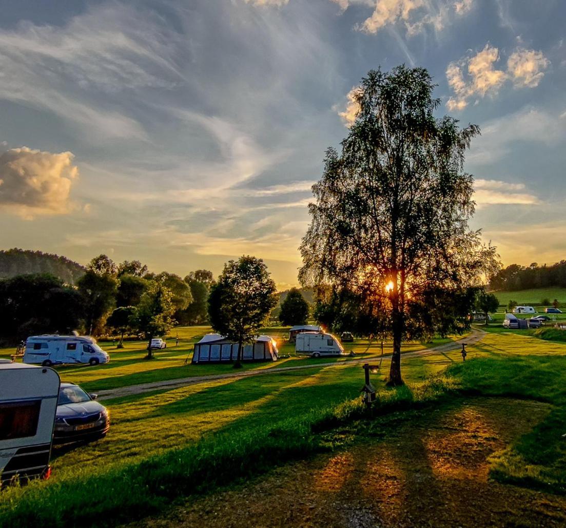 Вилла Camphouse Chvalsiny Экстерьер фото